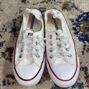 Women’s White Shoreline slip on Converse size 8